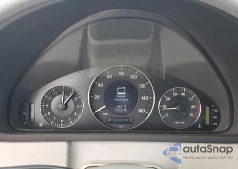 2004 Mercedes-Benz Clk 500 z USA, uszkodzony, nr VIN WDBTK75G24T023448